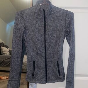 Lululemon define jacket size 4!